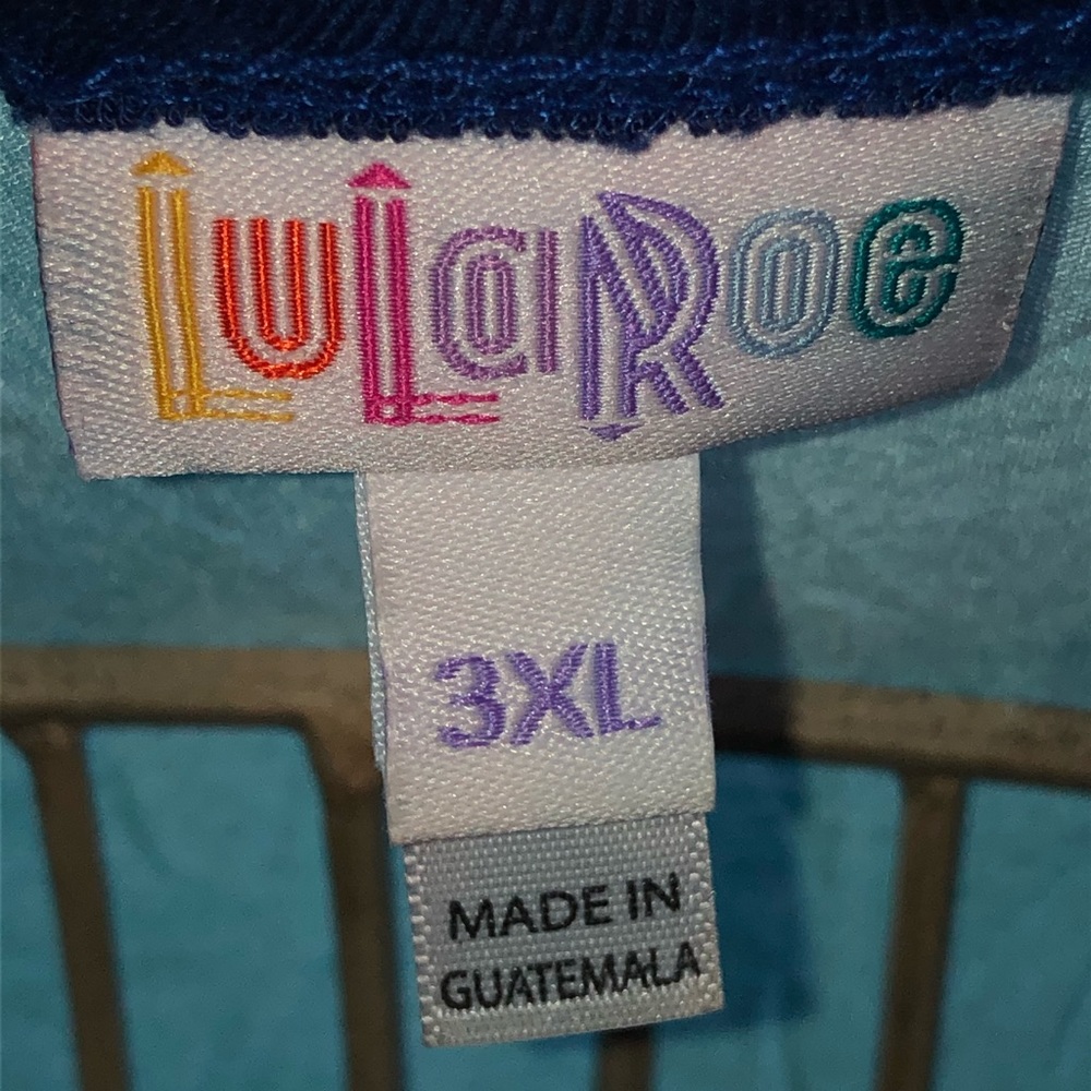 LuLaRoe Randy - Picture 3 of 4